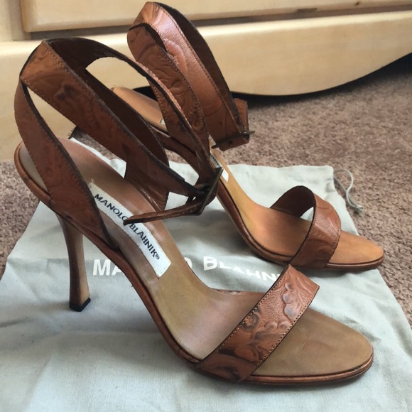 Manolo Blahnik Leather Strappy Sandal 105 Stiletto Heels with Ankle Strap - Picture 4 of 14